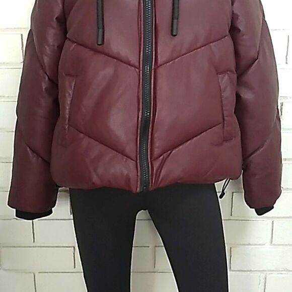 Marc New York Performance Bergandy Hooded Puffer Coat. Sz Medium NWT - Picture 3 of 16